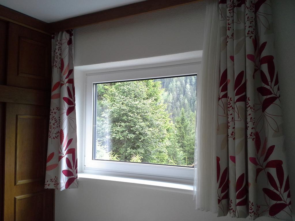 Appartement Latschen - Ferienhaus Bad Kleinkirchheim Pokoj fotografie